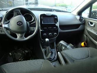 Renault Clio  picture 8