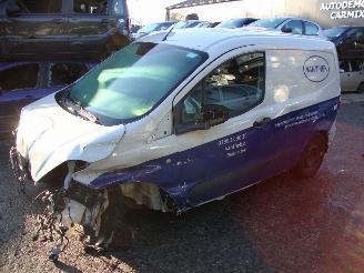 Damaged car Ford Transit Connect  2022/1