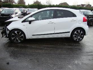 Kia Rio  picture 2