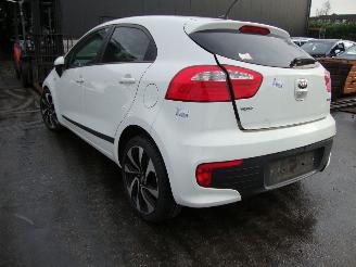 Kia Rio  picture 3