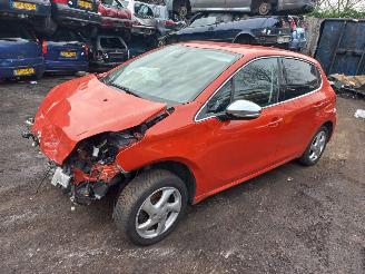 Salvage car Peugeot 208  2017/1