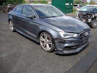 Audi A4  picture 7