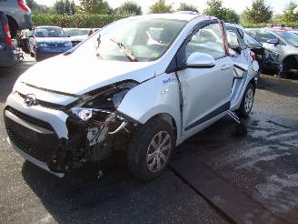 Salvage car Hyundai I-10  2015/1
