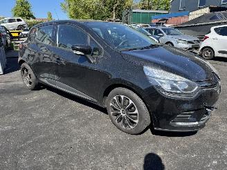 Renault Clio  picture 7