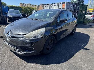 Uttjänta bilar auto Renault Clio  2016/1
