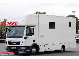 Vaurioauto  trucks MAN TGL 8.190 Robrise Horsetruck + Camper Camera 61.047 KM!! 2019/3