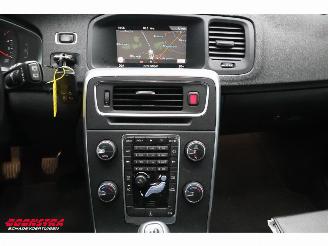 Volvo V-60 2.0 D2 Kinetic Navi Clima Cruise PDC AHK picture 15
