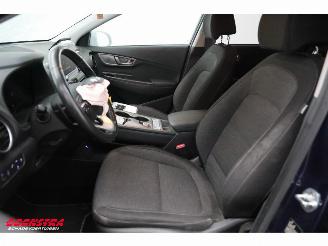 Hyundai Kona EV Comfort 64 kWh ACC Warmtepomp Camera Navi Clima SHZ picture 18