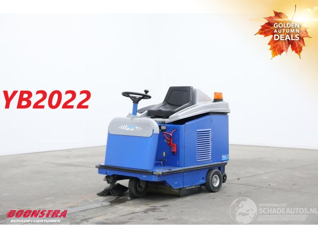 95 BJ 2022 33Hrs! Kehrmaschine / Veegmachine