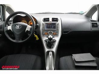 Toyota Auris 1.6-16V Sol Business Navi Clima Cruise PDC picture 15