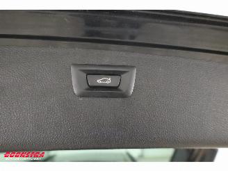 BMW 3-serie 328i Touring xDrive Sportline Panorama Memory HUD Xenon SHZ PDC picture 16