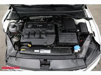 Volkswagen Passat Variant 1.6 TDI DSG R-Line Pano LED ACC ErgoComfort SHZ Camera AHK picture 10