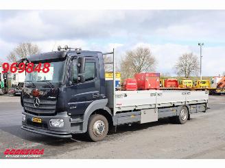 Vaurioauto  trucks Mercedes Atego 1224 Machinetransport 72.080 km!! Euro 6 2015/7