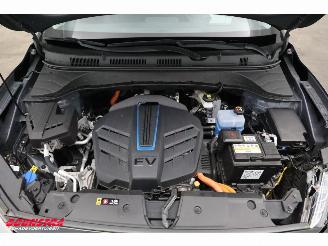 Hyundai Kona EV Premium 64 kWh ACC LED SHZ Ventilatie Krell HUD Navi 58.367 km! picture 10