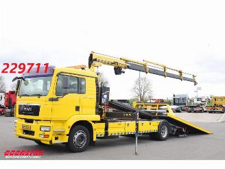 dommages camions /poids lourds MAN TGM 18.240 Falkom Amco Veba V817T/4S Kran Bril 2 X Lier 323.696 km!! 2009/4