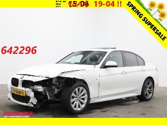 uszkodzony samochody osobowe BMW 3-serie 318i Aut. M-Sport Schuifdak Leder LED Navi SHZ 67.099 km! 2018/8