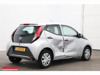 Toyota Aygo 1.0 VVT-i x-fun 5-Drs Airco Cruise picture 3
