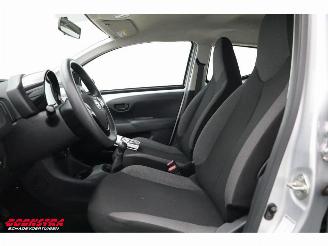 Toyota Aygo 1.0 VVT-i x-fun 5-Drs Airco Cruise picture 12