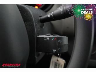 Renault Trafic Passenger 1.6 DCI 9-Pers. Airco picture 13