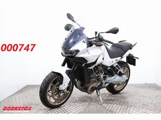 dommages motocyclettes  Moto Guzzi  V100 Mandello LED Cruise BY 2023 2023/7