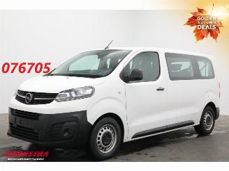 Schade bestelwagen Opel Vivaro 1.5 CDTI 9-Pers. Airco Cruise 2021/12