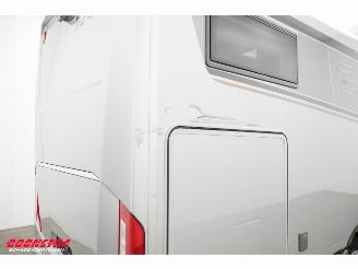 Carthago  Chic S-Plus 61 XL 3.0 207 PK Aut. Level Lucht ACC Solar Garage 7.839 km! picture 6