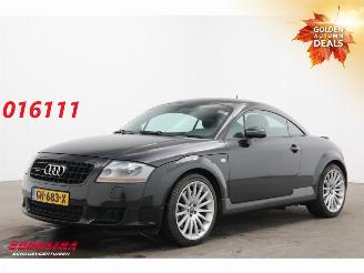 Vaurioauto  passenger cars Audi TT 3.2 V6 quattro Aut. Sport Bose Cruise Leder Alcantara Sportstoelen 2004/1