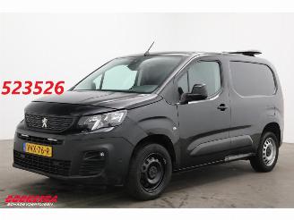 Vaurioauto  commercial vehicles Peugeot Partner 1.5 BlueHDi 130 PK Aut. Apple/Android Airco Cruise Camera AHK 2023/6