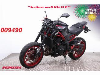 Schade motor Kawasaki  Z900 ABS LED 35 KW 2021/2