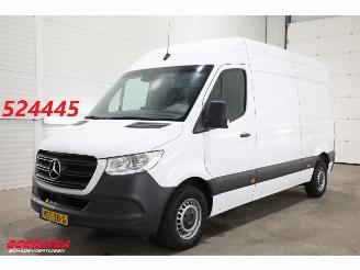 damaged commercial vehicles Mercedes Sprinter 215 CDI 9G-Tronic L2-H2 Navi Airco Cruise Camera AHK 58.440 km! 2022/12