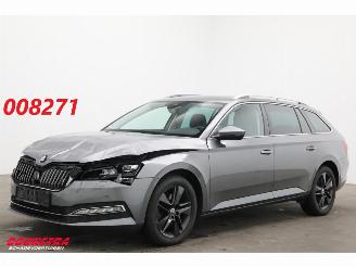 Schadeauto Skoda Superb Combi 2.0 TDI 200 PK DSG 4X4 LED ACC Memory Virtual SHZ 2023/8