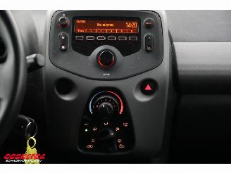 Peugeot 108 1.0 e-VTi Active Airco 41.494 km! picture 14