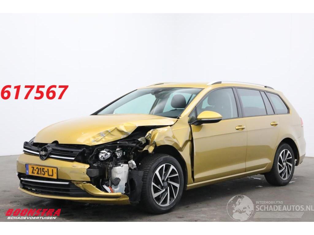 Volkswagen Golf 1.0 TSI DSG Comfortline LED ACC Clima LRHZ