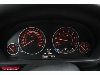BMW 3-serie 320i EDE SportLine BiXenon Navi Clima Cruise SHZ picture 19