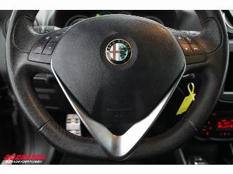 Alfa Romeo MiTo 1.4 T 140 PK Super Clima Cruise PDC 123.811 km! picture 17