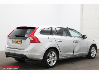 Volvo V-60 1.6 T3 Aut. Momentum Navi Clima Cruise PDC 141.308 km! picture 3