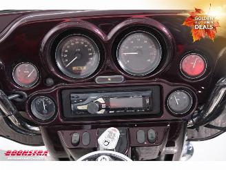 Harley-Davidson  FLHTC Electra Glide picture 16