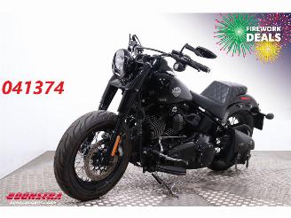 škoda motocykly Harley-Davidson  110 FLSS Softail Slim S Vance Hines 8.428 mi! 2017/1