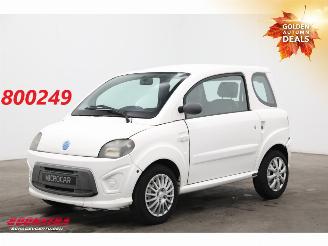 Schade brommobiel Microcar  Dué Leder 2011/9