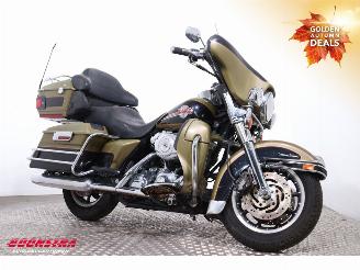 Harley-Davidson  FLHTCU Electra Glide Ultra Classic picture 2