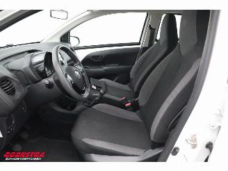 Toyota Aygo 1.0 VVT-i x-fun Bluetooth Airco Cruise 49.610 km! picture 14