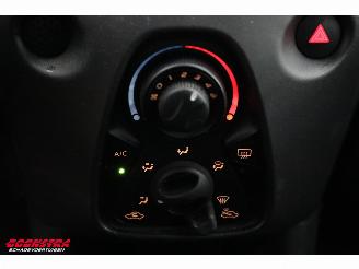 Toyota Aygo 1.0 VVT-i x-fun Bluetooth Airco Cruise 49.610 km! picture 22