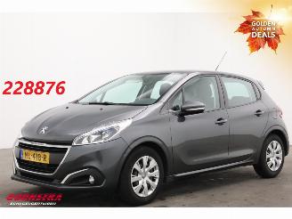 Voiture accidenté Peugeot 208 1.2 PureTech Access Navi Airco Cruise PDC 148.664 km! 2017/3