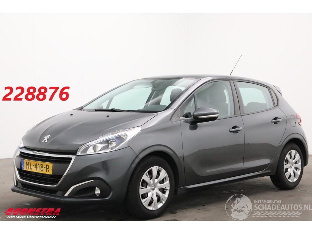 Peugeot 208 1.2 PureTech Access Navi Airco Cruise PDC 148.664 km!