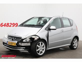 krockskadad bil auto Mercedes A-klasse 170 Aut. Elegance Airco Cruise PDC AHK 106.532 km! 2010/1