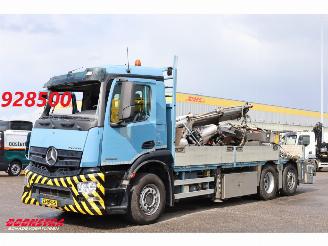 Vaurioauto  trucks Mercedes Antos 2843 Palfinger 34002 SH Kran BY 2015 6X2 2015/4