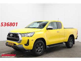 Vaurioauto  commercial vehicles Toyota Hilux 2.8 D-4D 205 PK Aut. Xtra Cab 4X4 Navi Clima Cruise Camera 16.096 km! 2024/3
