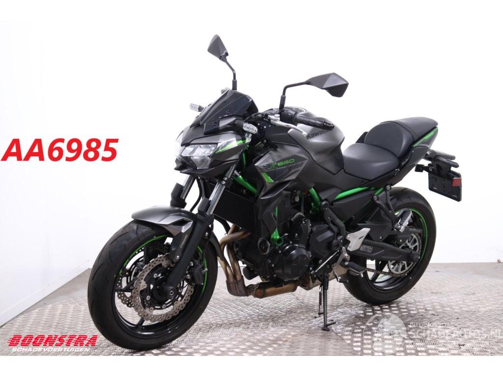 Kawasaki  Z650 ABS LED 1.378 km!