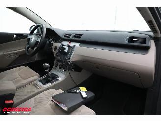 Volkswagen Passat Variant 2.0 FSI Comfortline Clima Cruise AHK picture 6