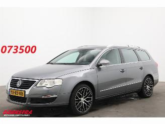 Damaged car Volkswagen Passat Variant 2.0 FSI Comfortline Clima Cruise AHK 2005/9